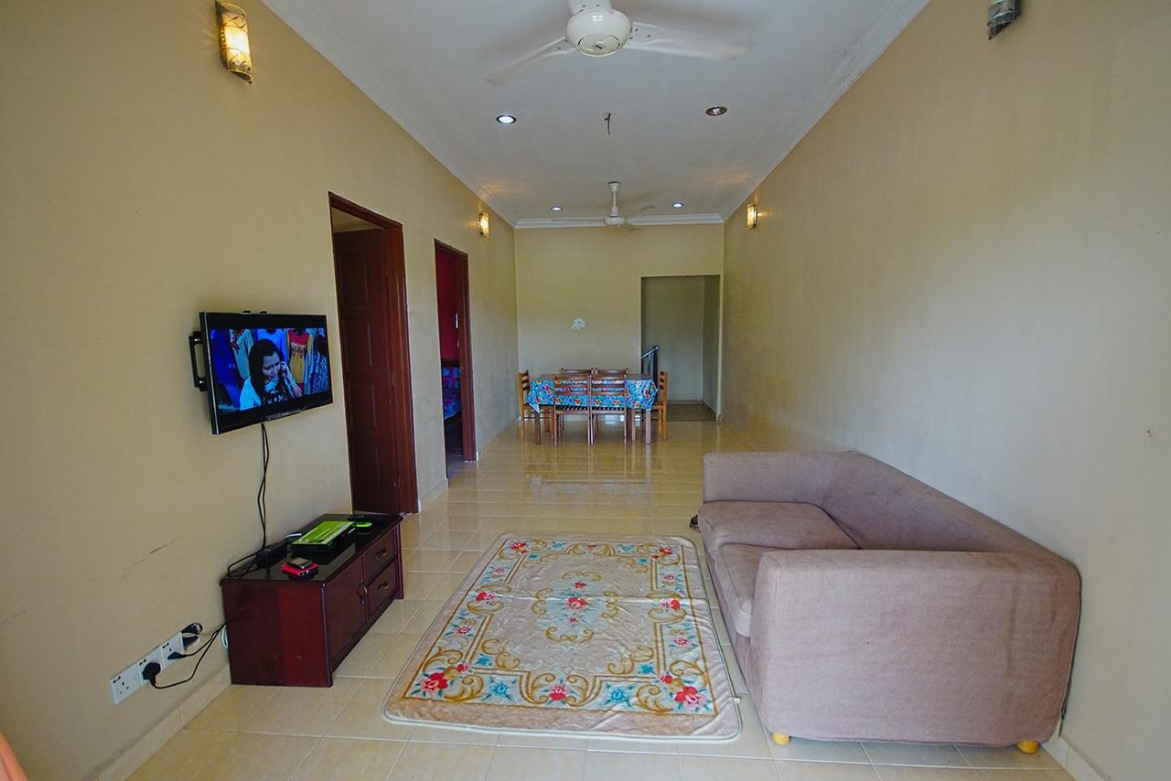 Abisabi Homestay Kangar Exterior photo