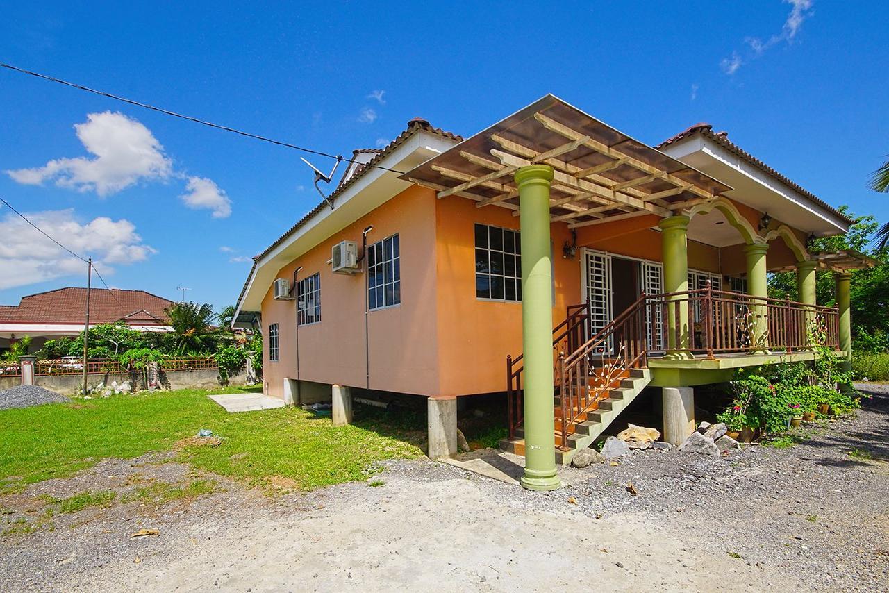 Abisabi Homestay Kangar Exterior photo